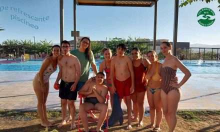 De refrescante piscineo