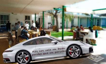 Disfrutando de nuestro espléndido porche